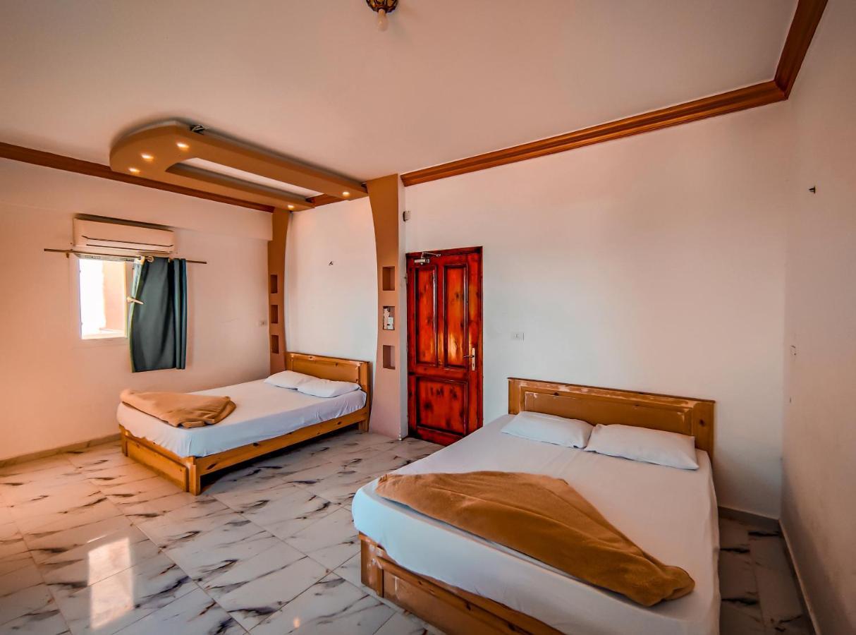 Zarnouk Beach House ดาฮับ ภายนอก รูปภาพ