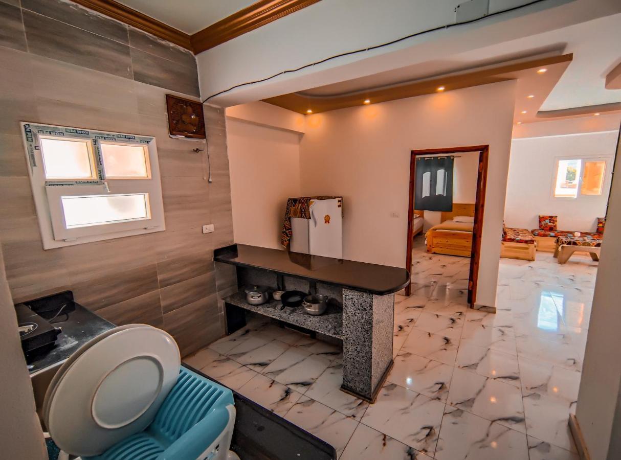 Zarnouk Beach House ดาฮับ ภายนอก รูปภาพ
